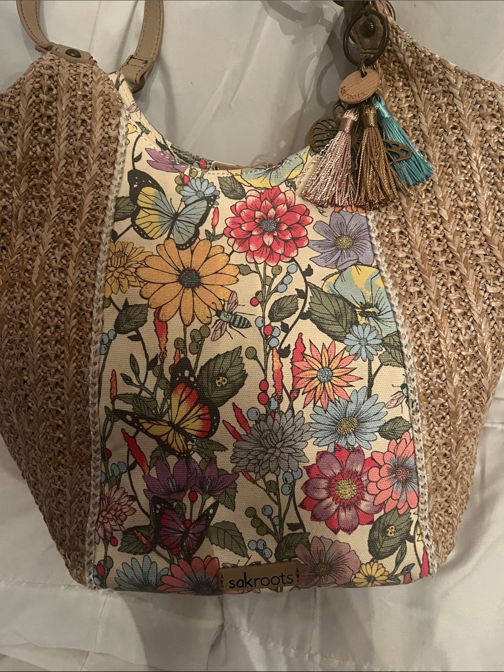 Sakroots Beige Straw Tote with Multicolor Floral Panel - Picture 4 of 16